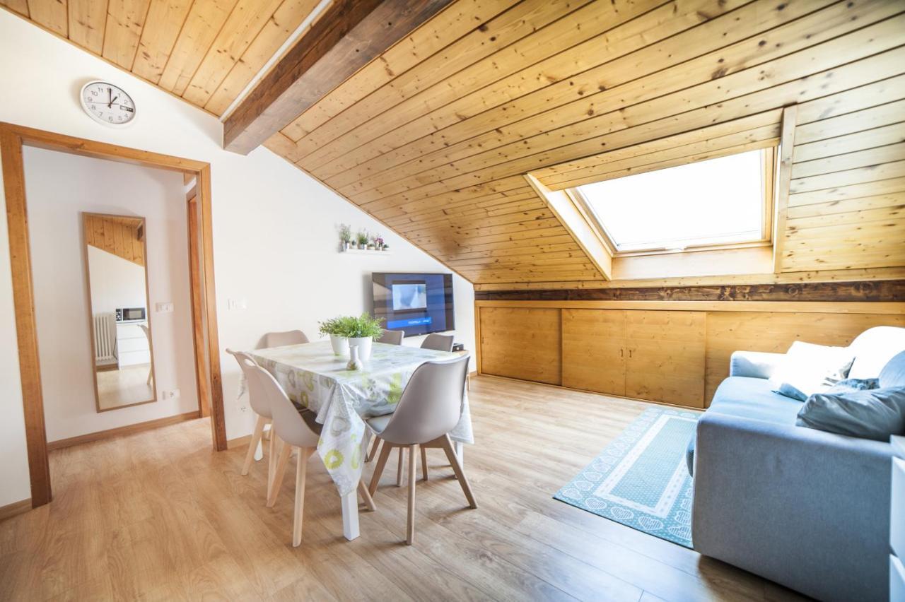 La Mansarda Di Emma Apartment Pinzolo Luaran gambar
