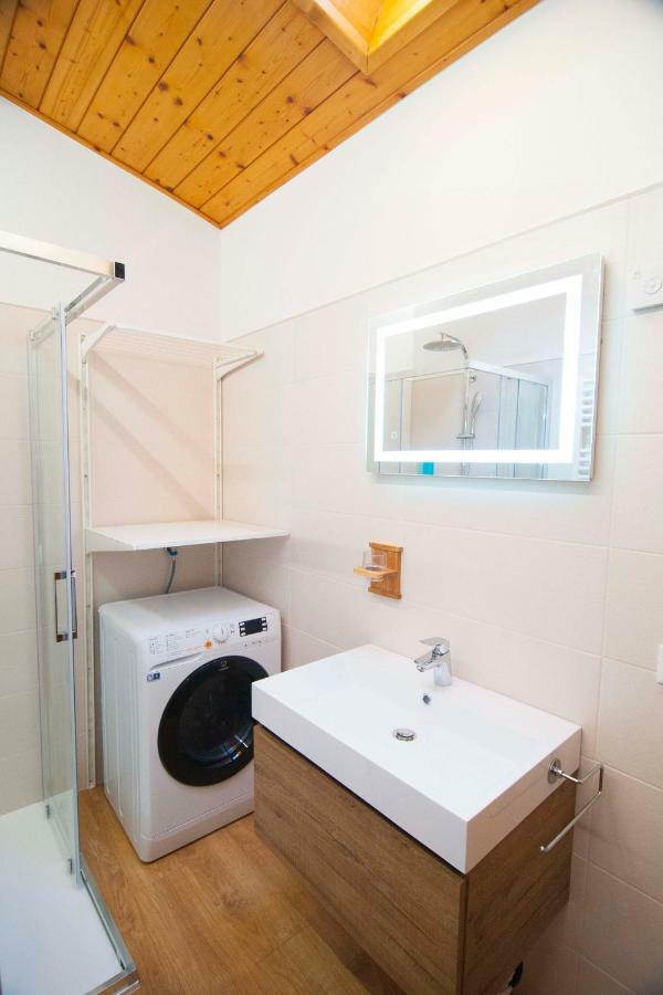 La Mansarda Di Emma Apartment Pinzolo Luaran gambar