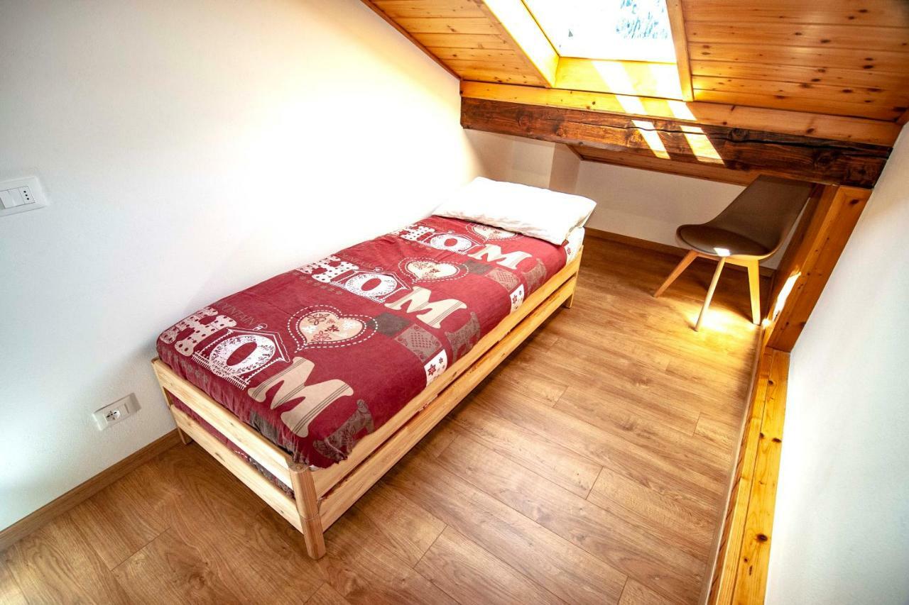 La Mansarda Di Emma Apartment Pinzolo Luaran gambar